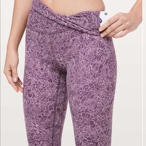 Lululemon Align Arabesque Antoinette Smoky Quartz